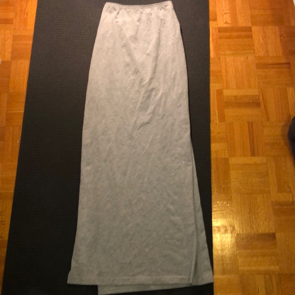 American apparel maxi skirt with split size XS - Picture 4 of 4